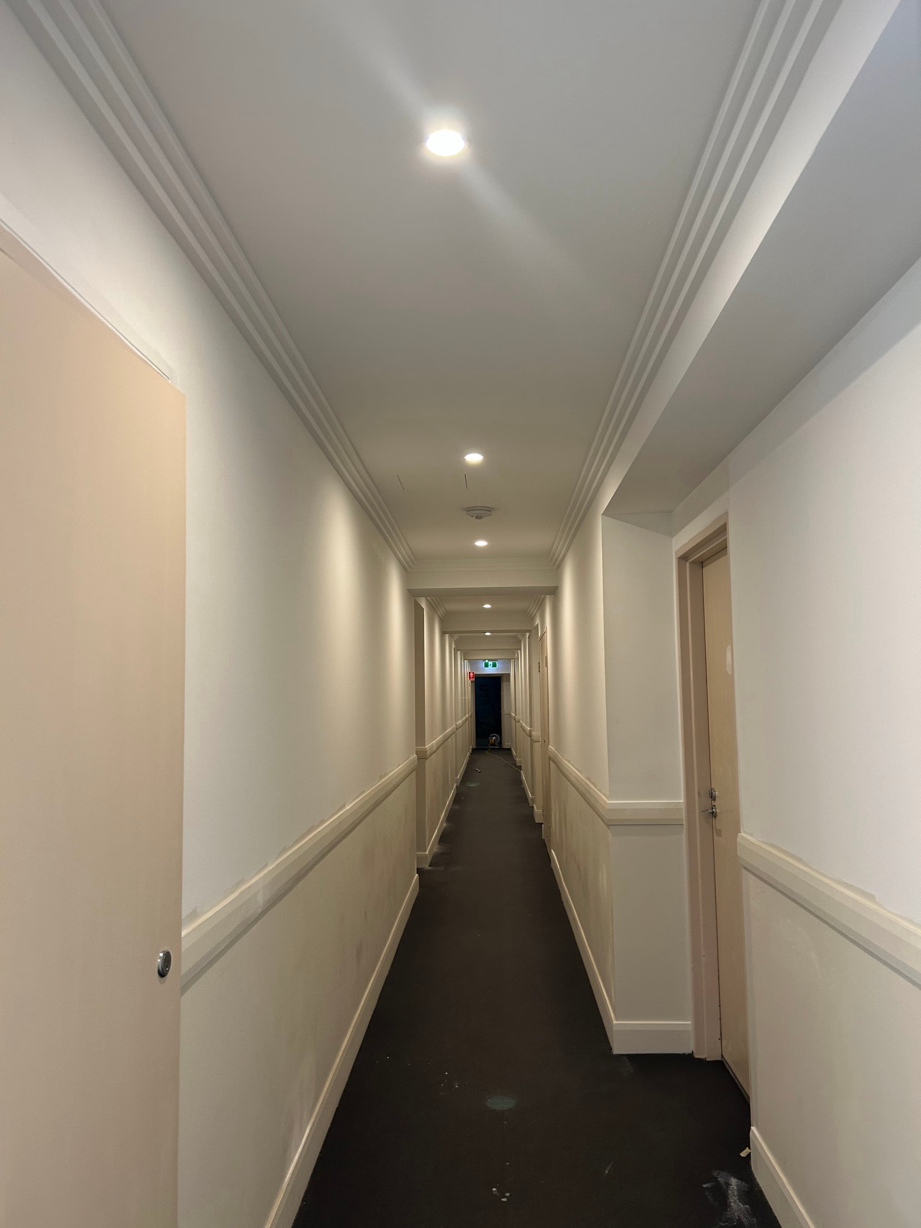 Dee Why strata hallway before repainting
