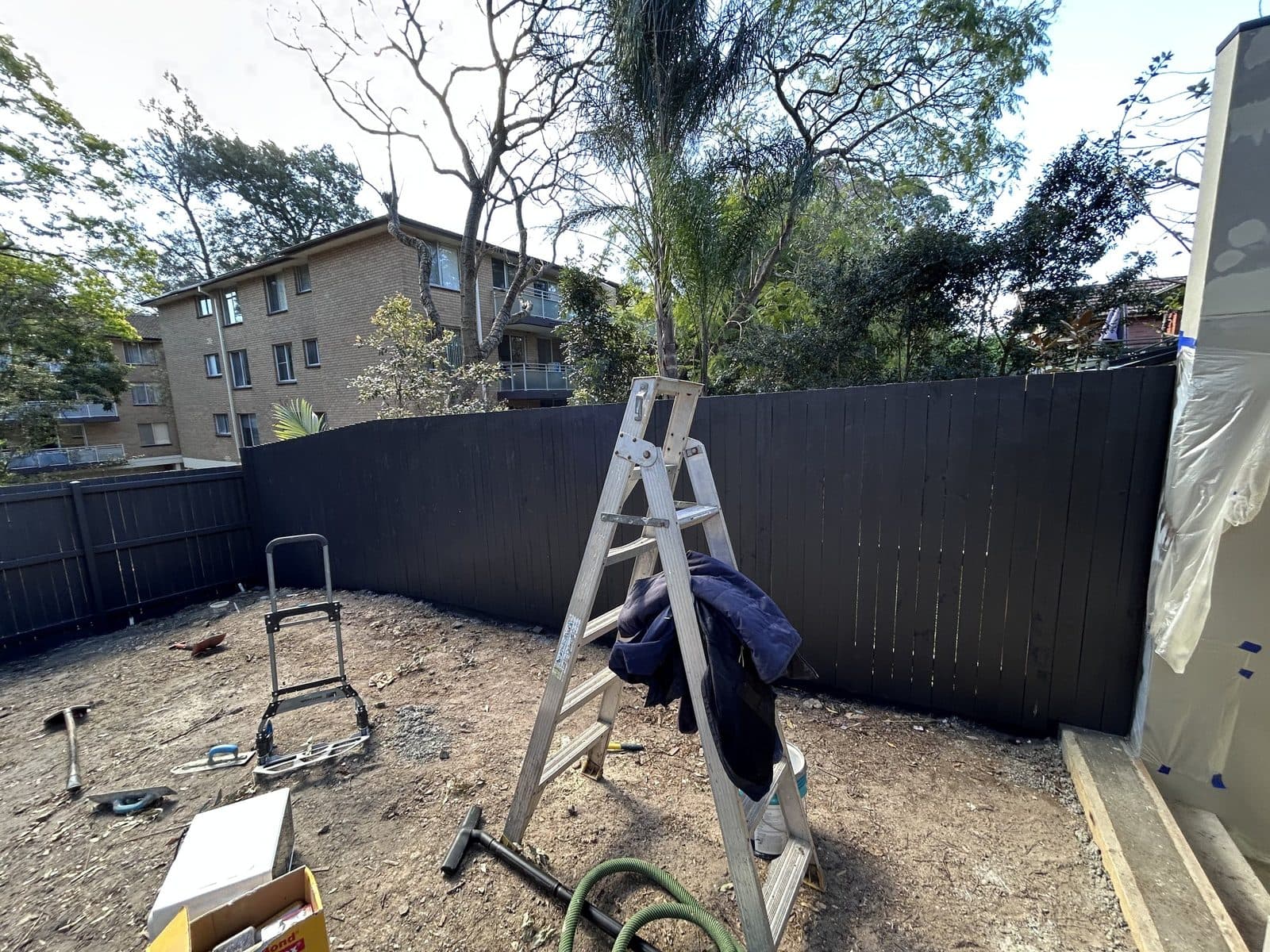Second finished view of the timber fence in North Willoughby