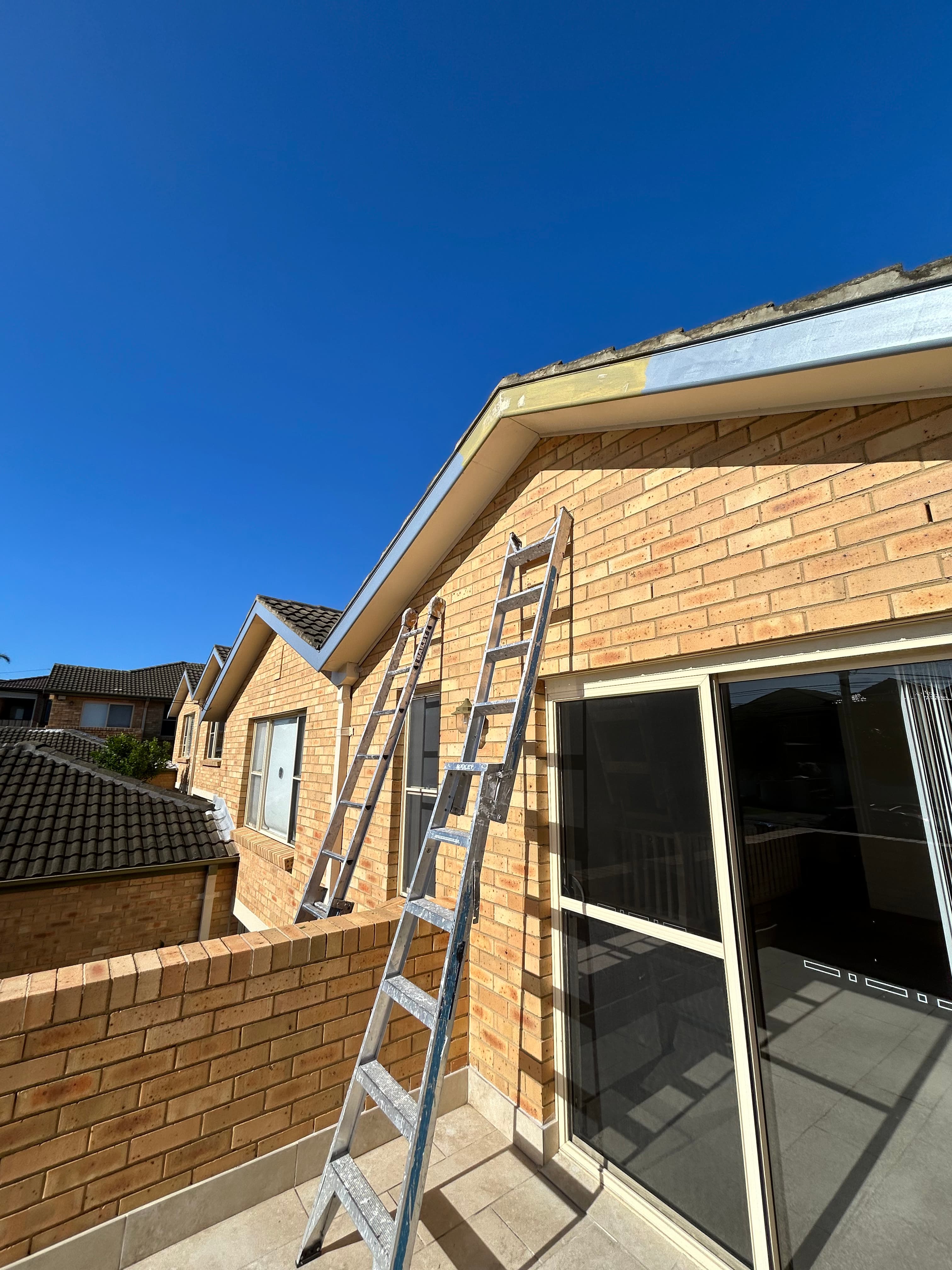 Dee Why strata upper fascia painting access from balcony