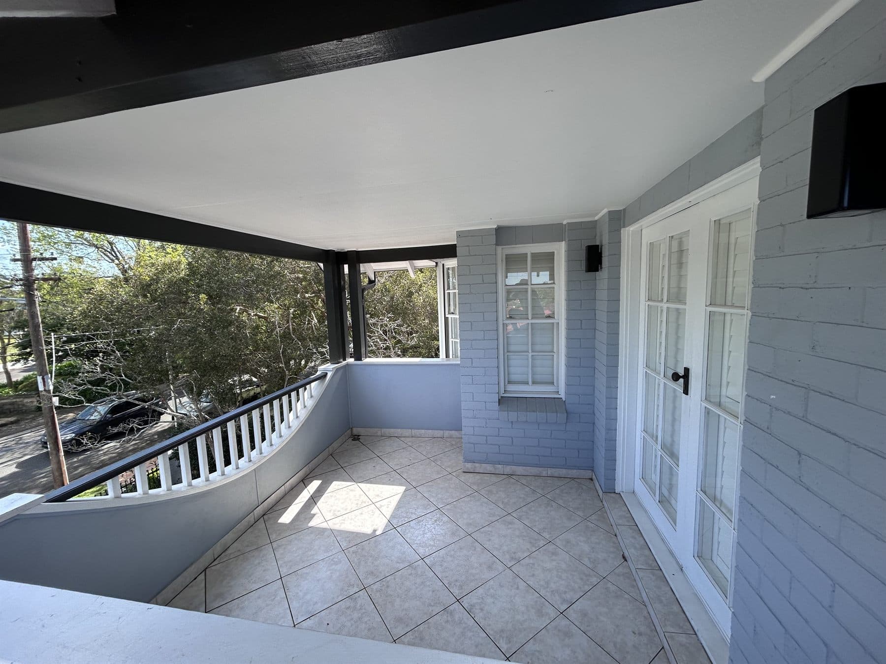 East Lindfield balcony and exterior door area after repainting